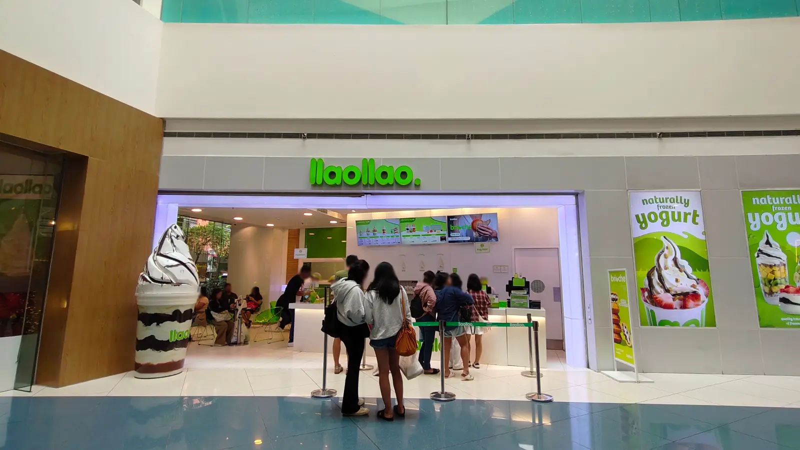 LLAOLLAO in SM Mall of Asia